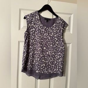 Banana Republic Petite Small. Purple Animal Print. Pullover women’s Blouse.